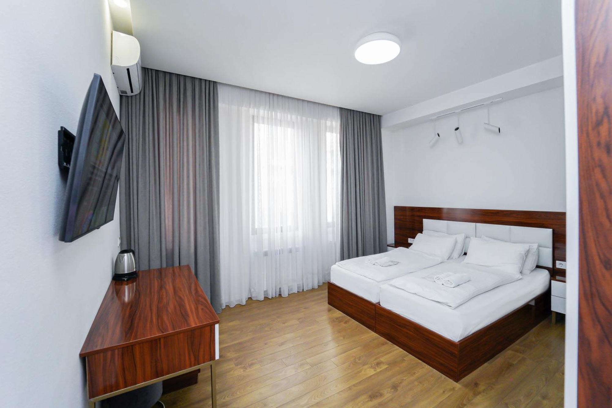 Hotel Type Rooms On Avenue Melikishvili, City Center Tiflis Exterior foto