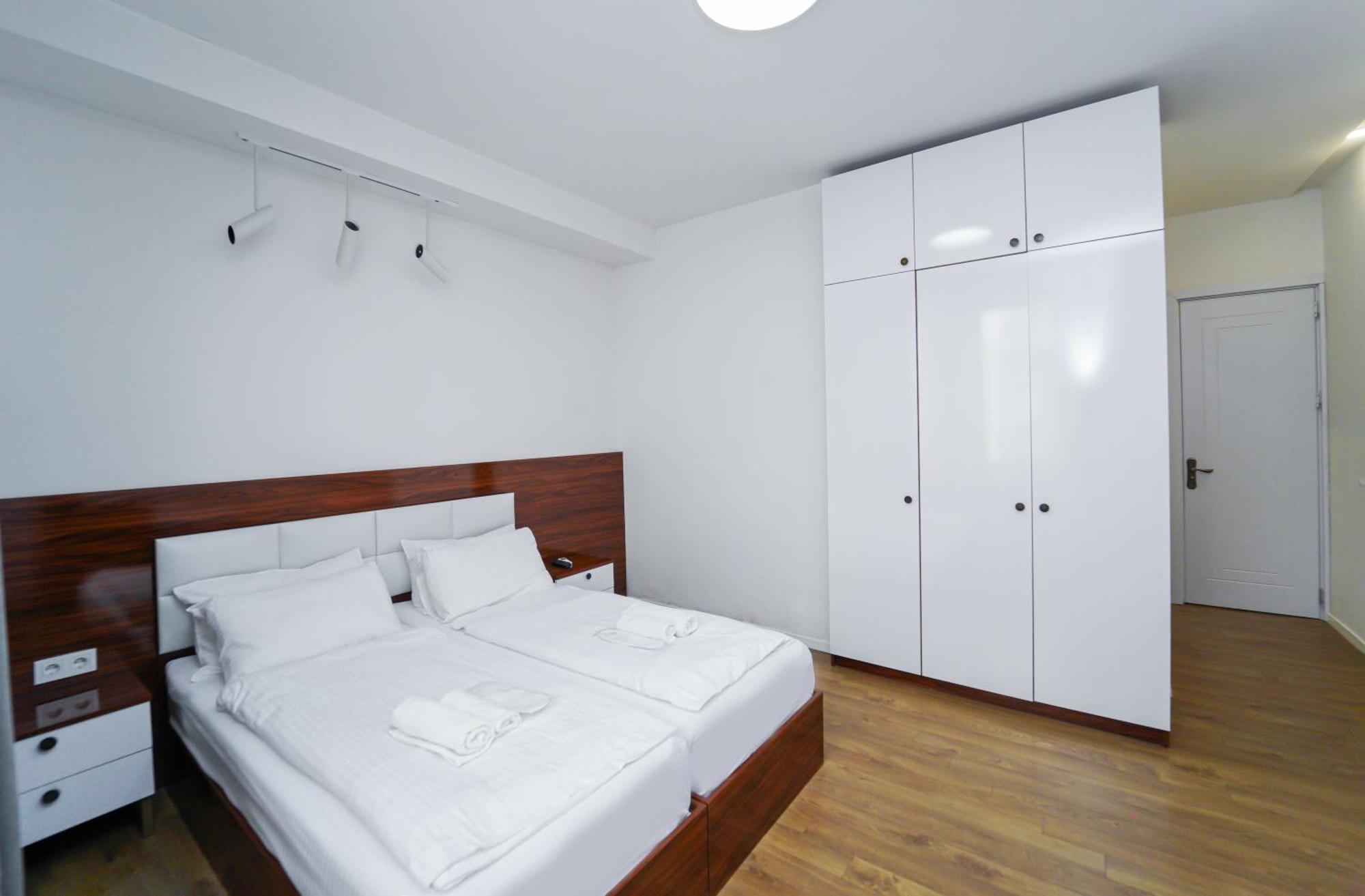 Hotel Type Rooms On Avenue Melikishvili, City Center Tiflis Exterior foto